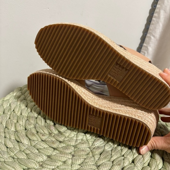 Eileen Fisher Whim Nude Leather Espadrille Wedge Slip On Sandals NWOB - Picture 7 of 9